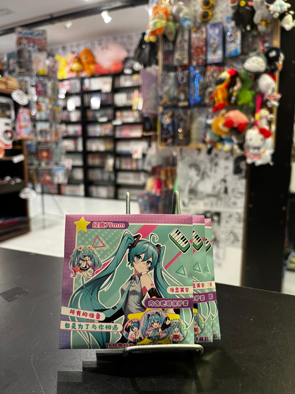 PIN SORPRESA MIKU
