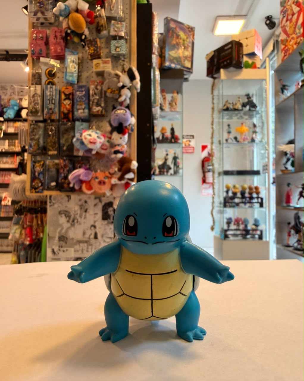 FIGURA CHIBI DE SQUIRTLE PATAS EXTENDIDAS