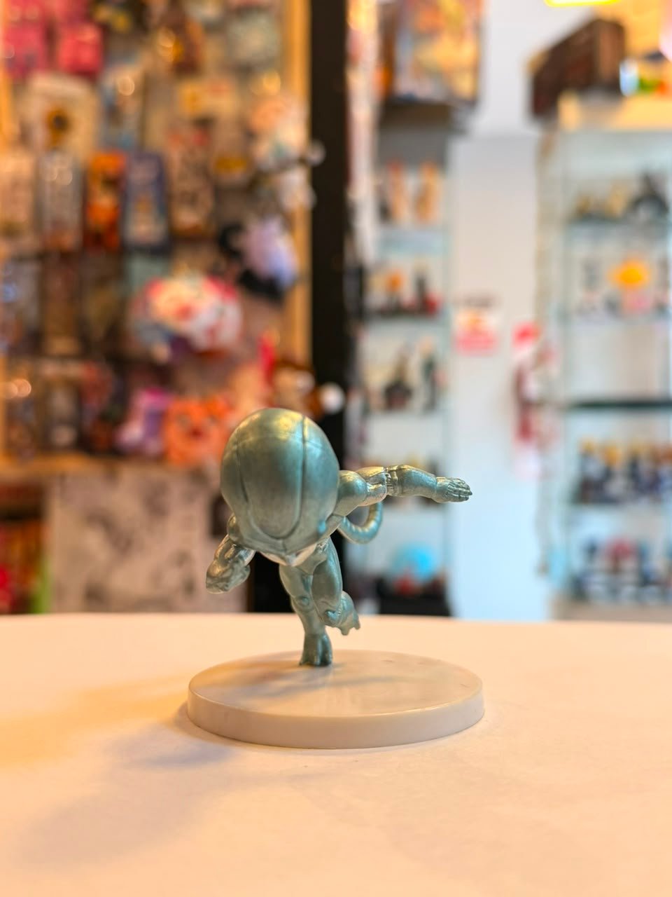 FIGURA GASHAPON DE METAL COOLER