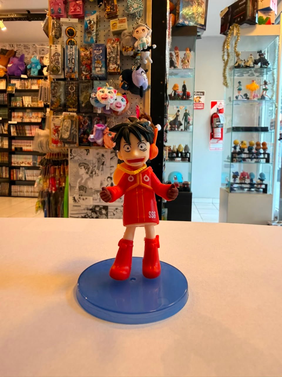 FIGURA GASHAPON DE MONKEY D. LUFFY ARCO DE EGGHEAD