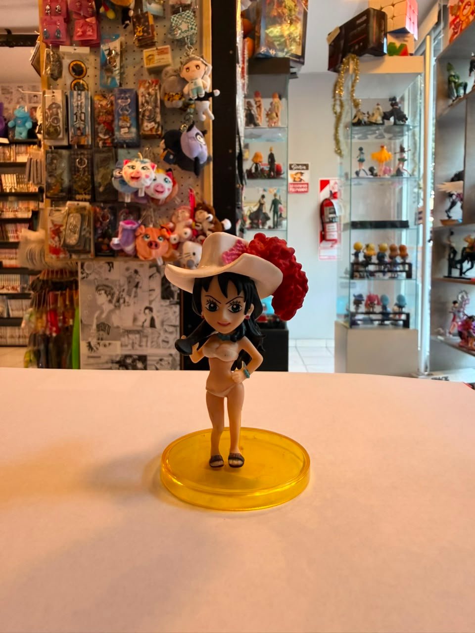 FIGURA GASHAPON DE ALVIDA LINEA "WORLD COLLECTABLE FIGURE"