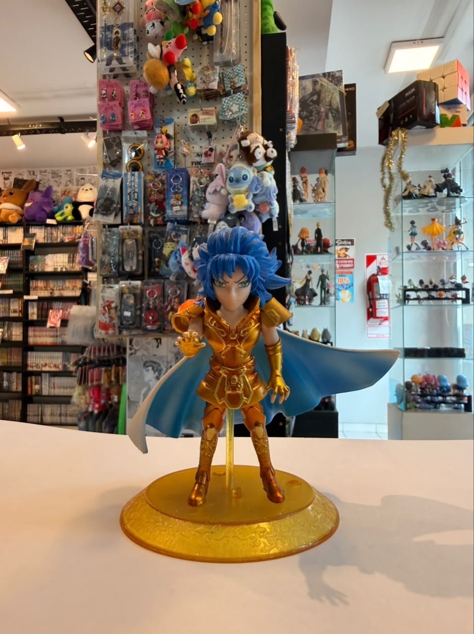 FIGURA CHIBI DE SAGA DE GEMINIS DORADO