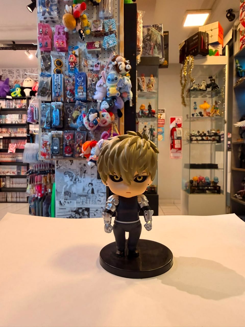 FIGURA CHIBI DE GENOS