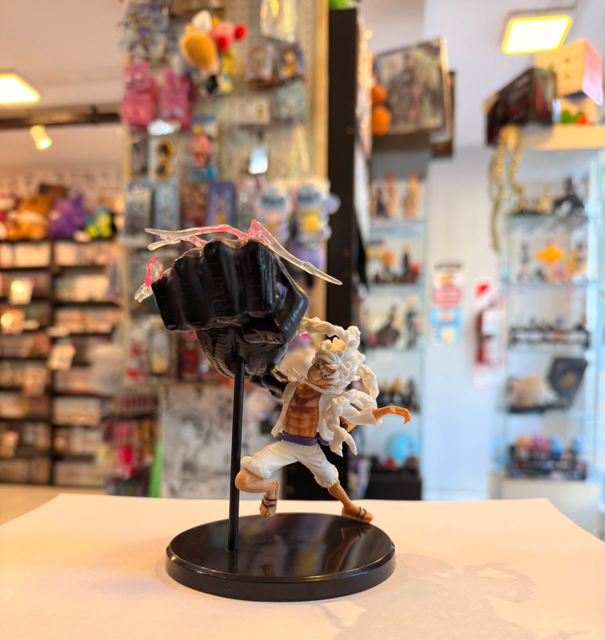 FIGURA DE MONKEY D. LUFFY EN SU TRANSFORMACION DE GEAR 5