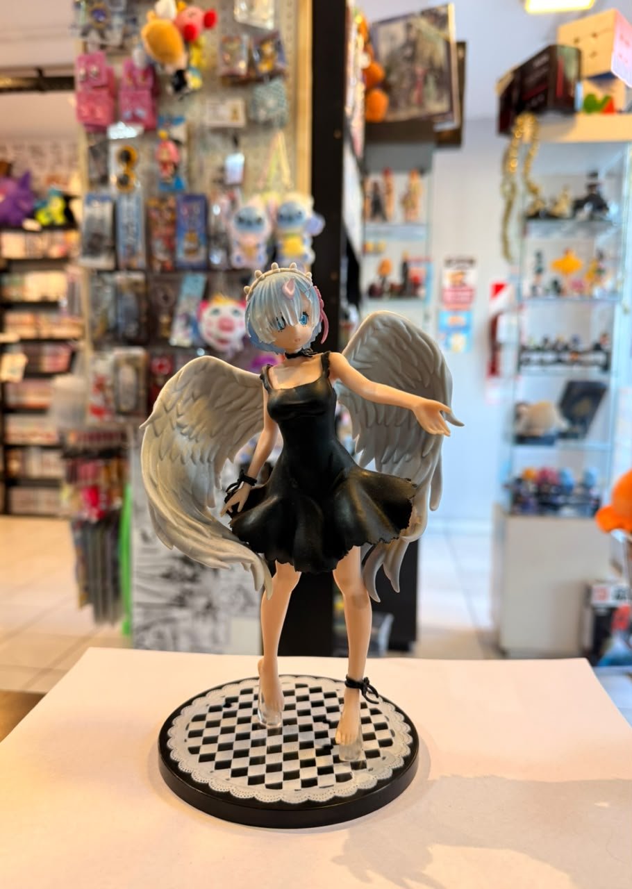 FIGURA DE REM CON ALAS DE ANGEL
