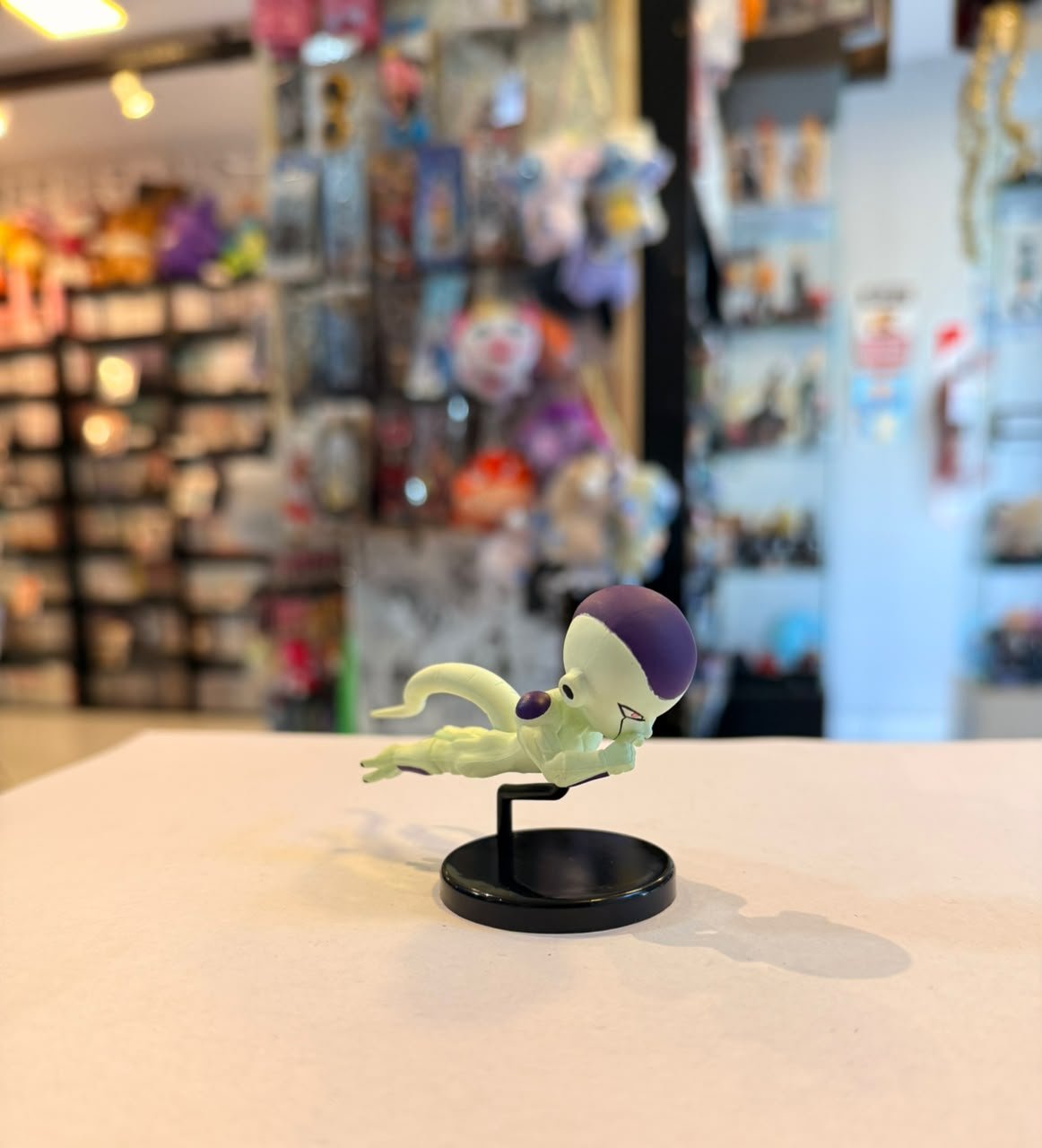 FIGURA GASHAPON DE FREEZER LINEA WCF