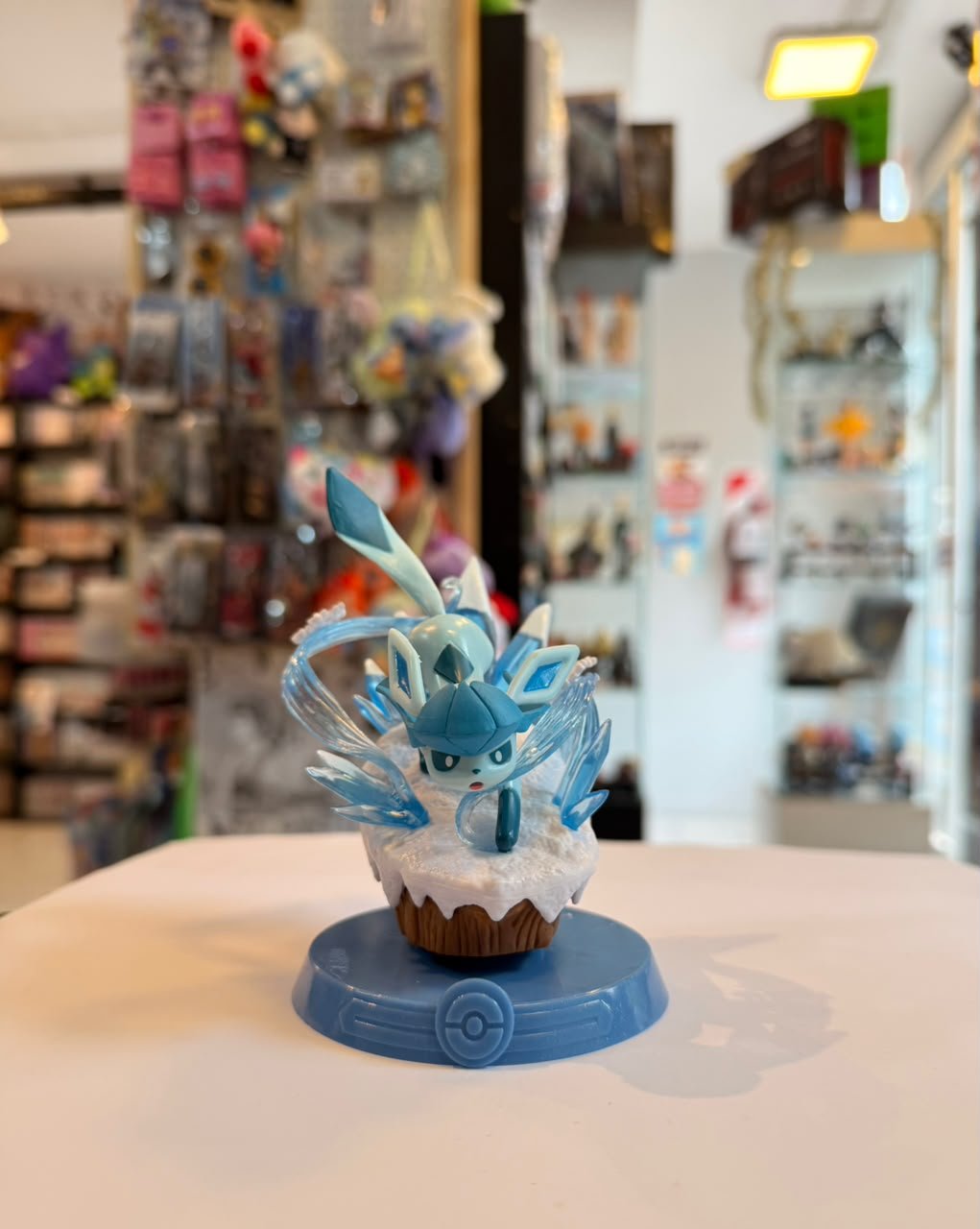 FIGURA DE GLACEON LINEA FUNISM ADVENTURE
