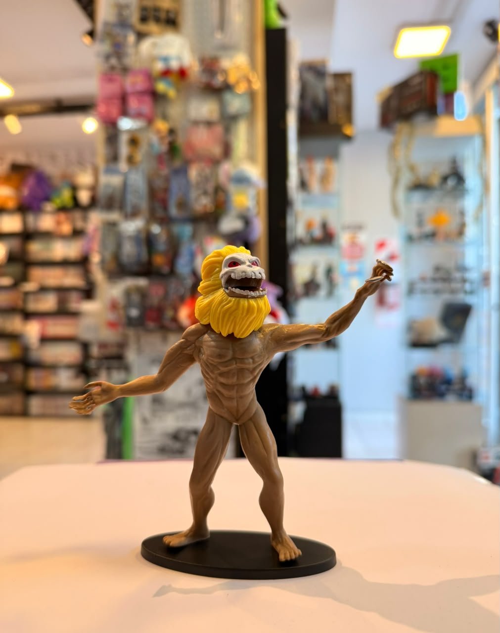 FIGURA CHIBI DE TITAN MANDIBULA
