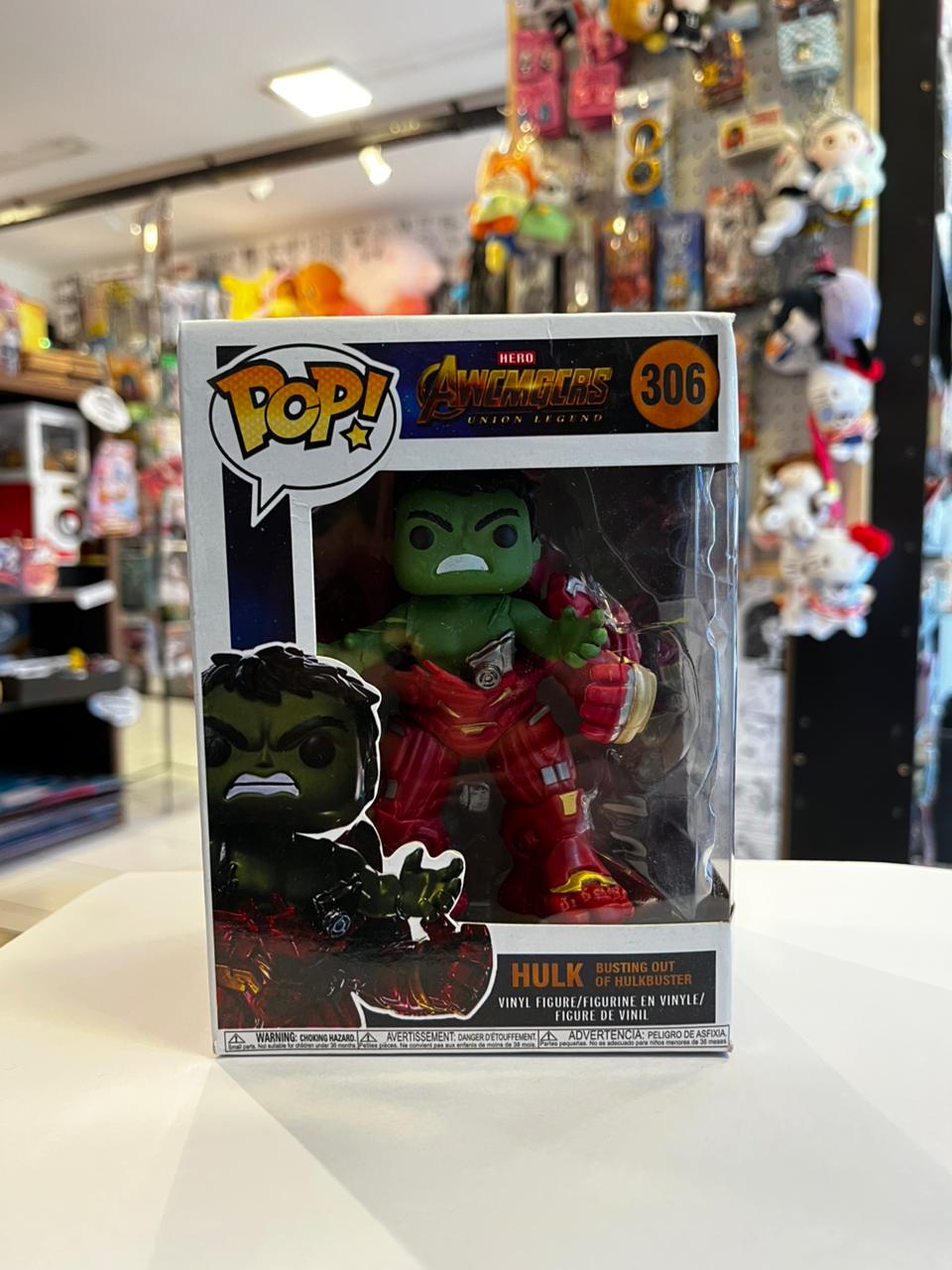 FUNKO HULK BUSTING OUT OF HULKBUSTER