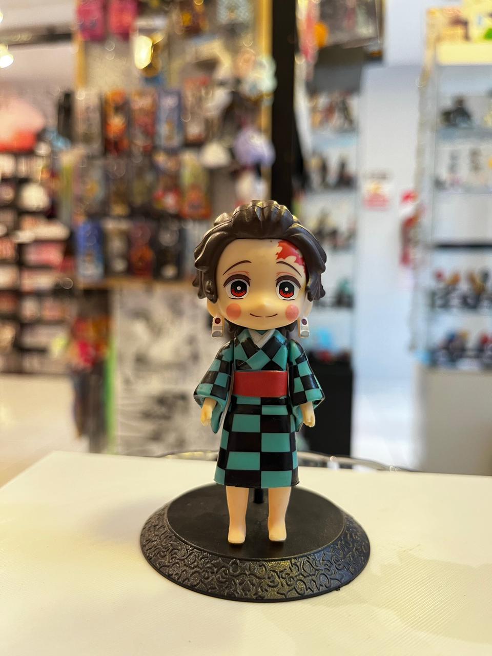 FIGURA DE TANJIRO CON KIMONO
