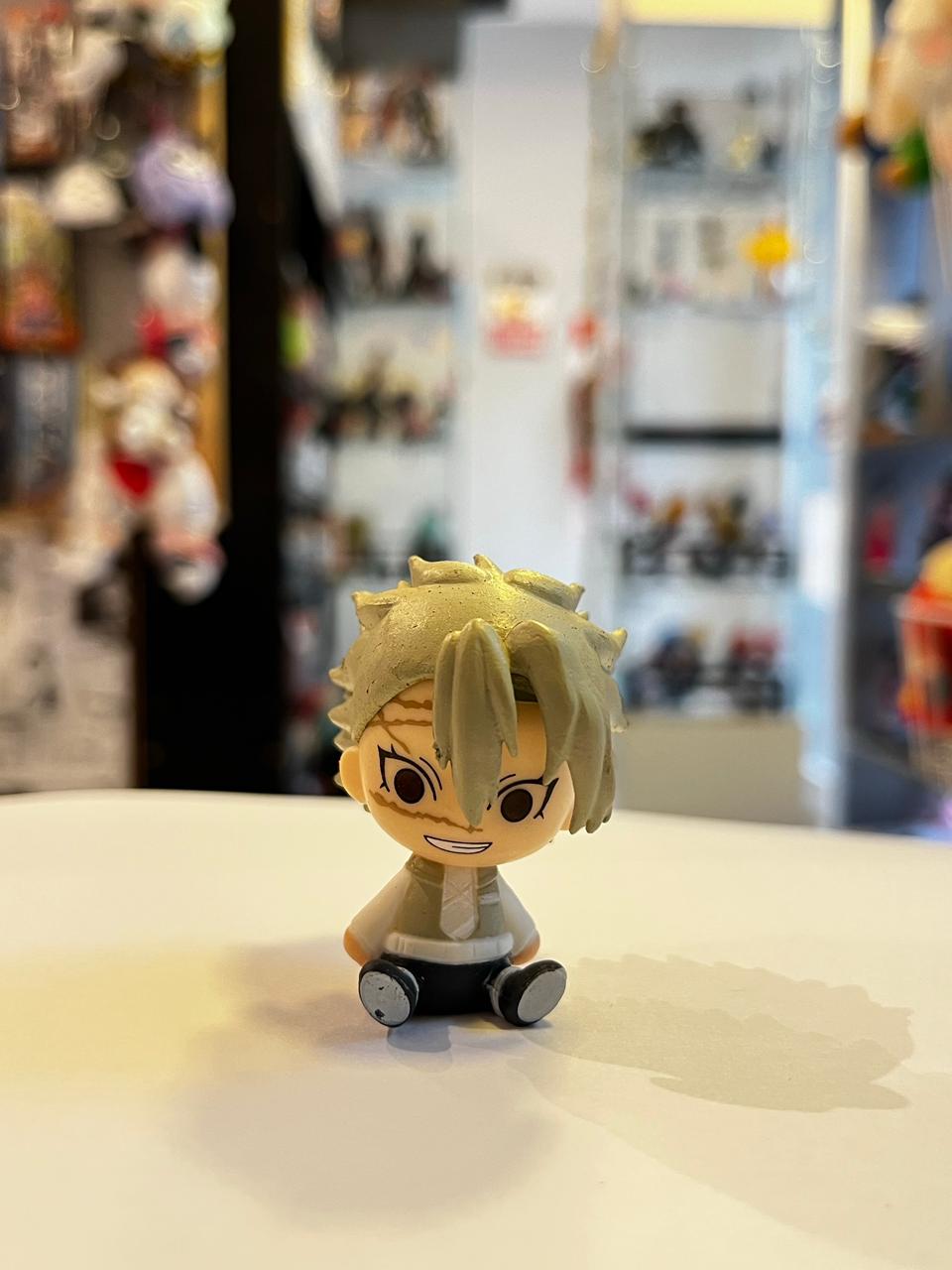 FIGURA GASHAPON DE SANEMI